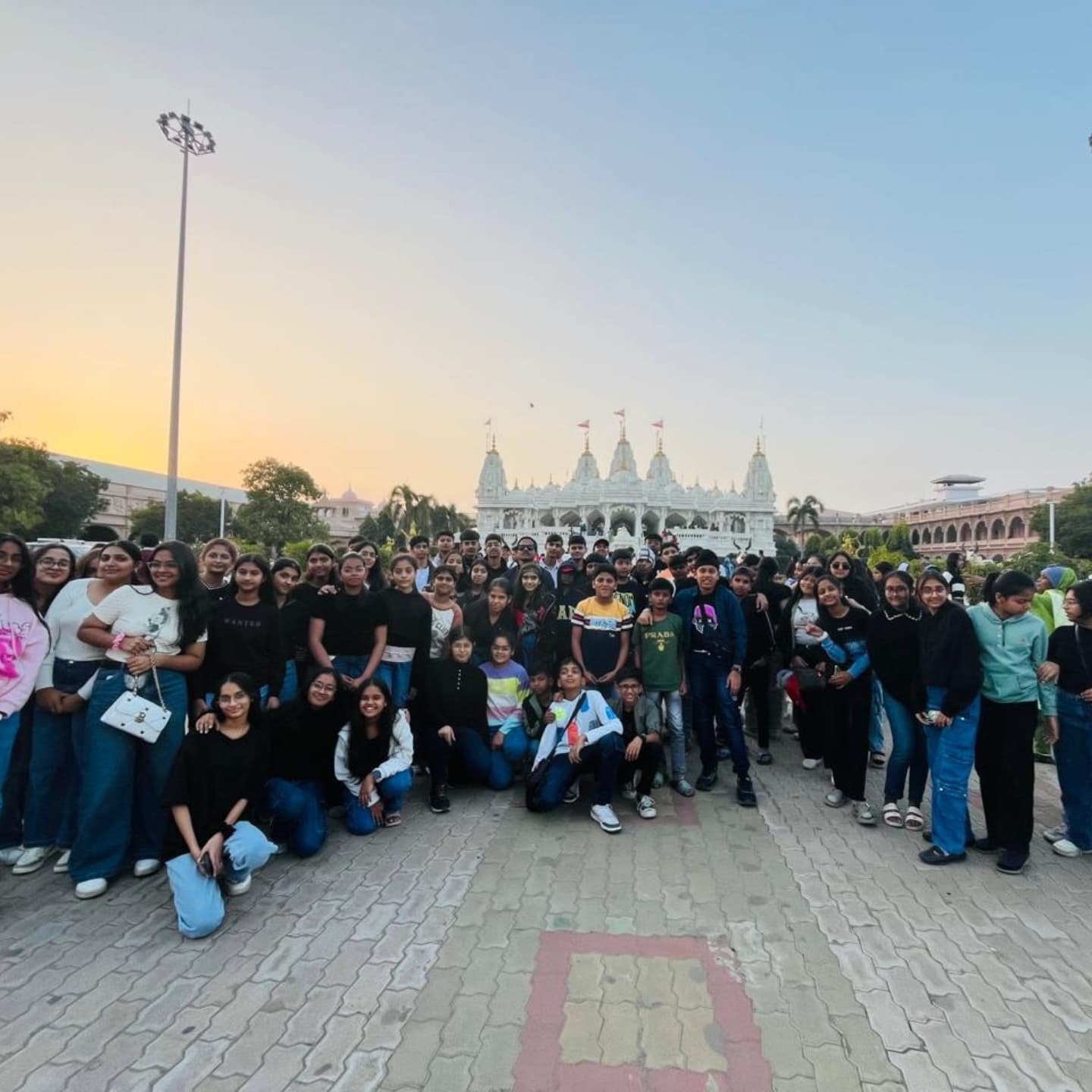 ✨ Exploring Kutch with Curious Minds! ✨