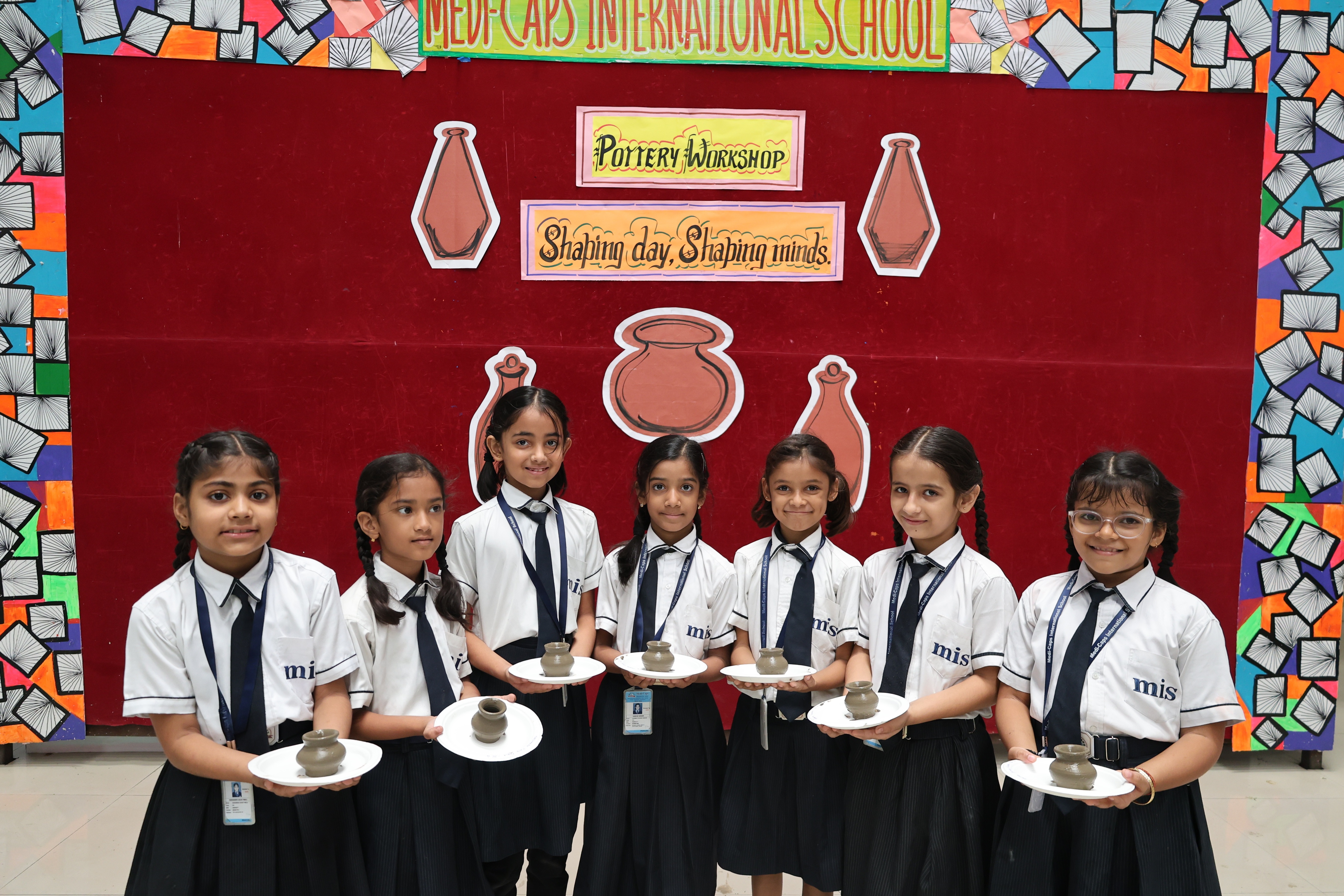 Pottery workshop – Classes 5 Medicaps School